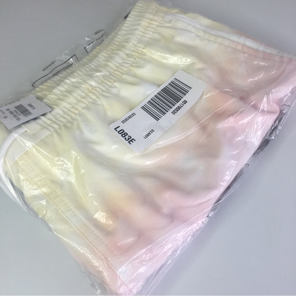 New ABERCROMBIE & FITCH Mens XL Cabana Swim Trunks Rainbow Ombre Pride - Picture 13 of 15